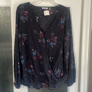 Women’s dark navy floral print blouse